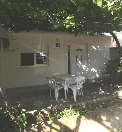 Sobe I Apartmani Marovic Petrovac Buitenkant foto