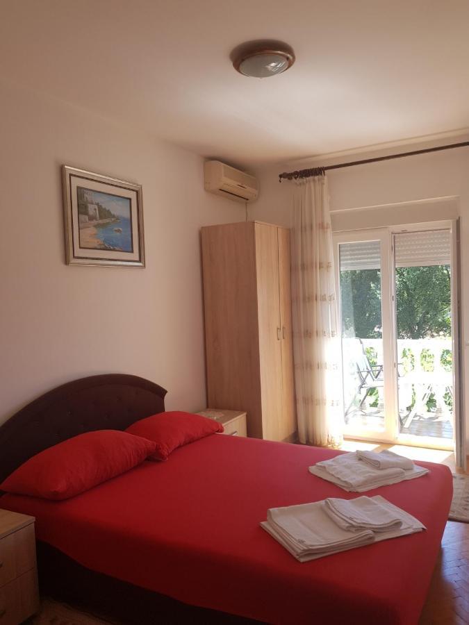 Sobe I Apartmani Marovic Petrovac Buitenkant foto