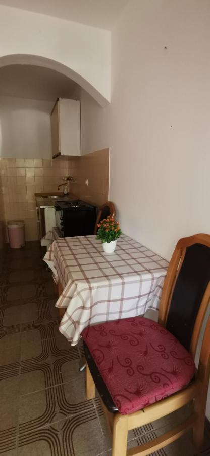 Sobe I Apartmani Marovic Petrovac Buitenkant foto