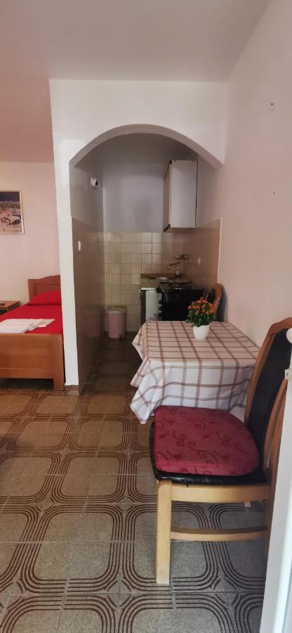 Sobe I Apartmani Marovic Petrovac Buitenkant foto