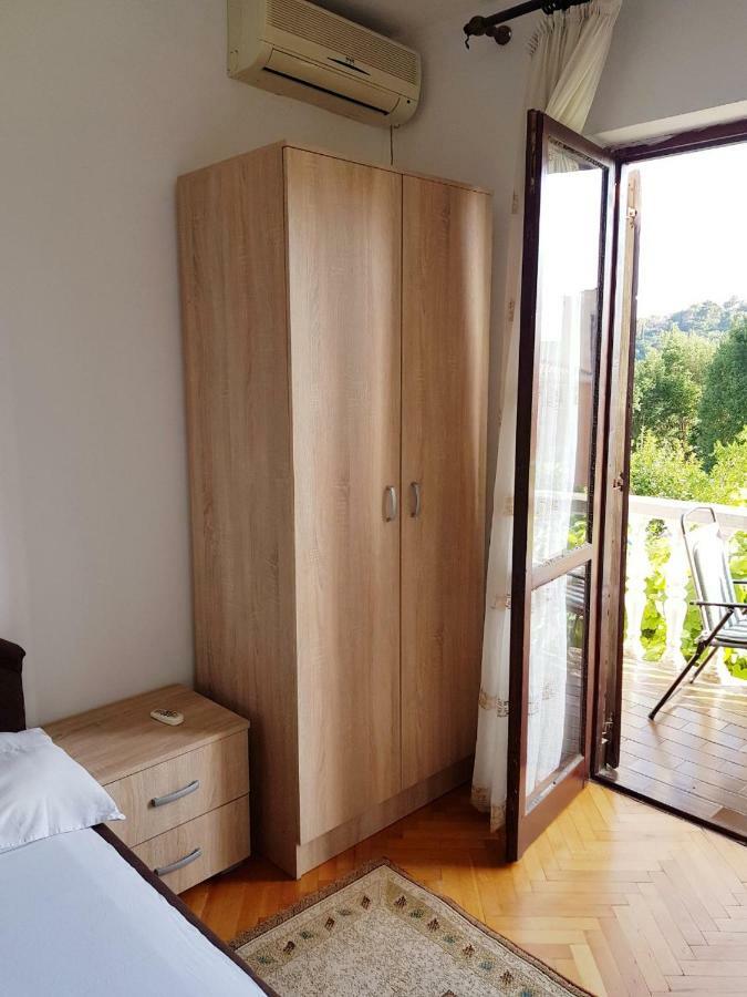 Sobe I Apartmani Marovic Petrovac Buitenkant foto