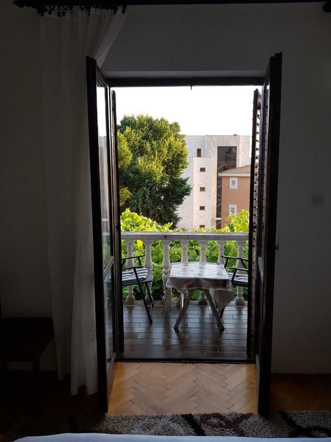 Sobe I Apartmani Marovic Petrovac Buitenkant foto